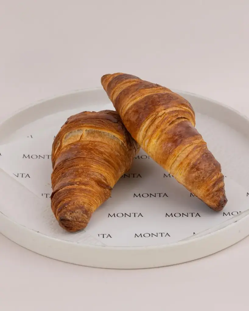 crossiant  plain