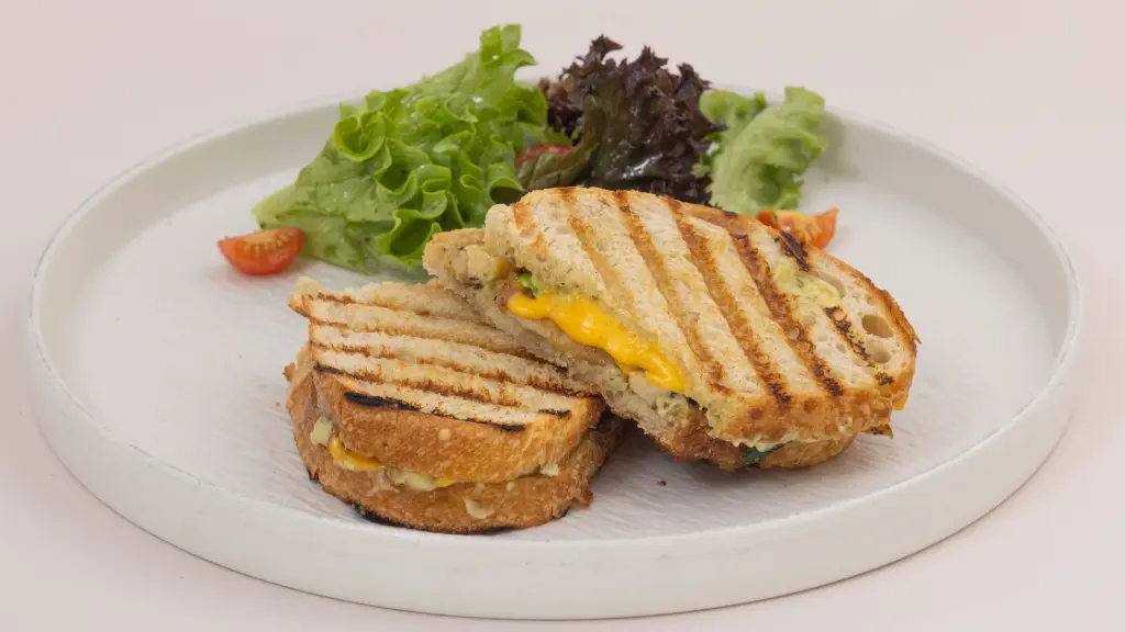 Pesto Sandwich
